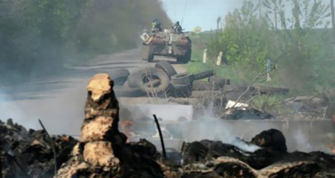 Обстрелы вдоль всей линии соприкосновения. Сутки на Донбассе (дополнено)