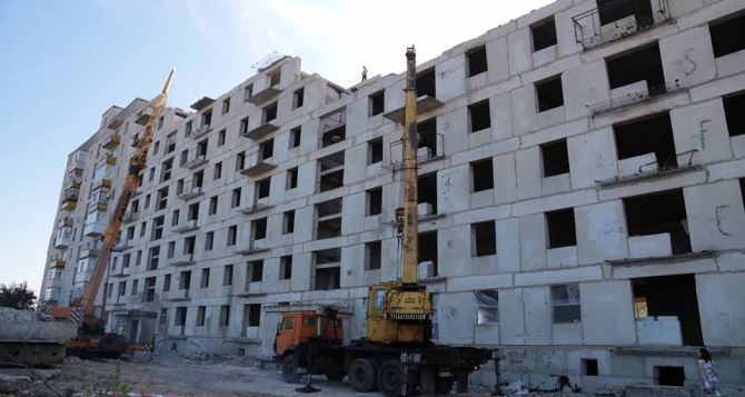 В Луганской области продолжается строительство жилья для переселенцев (фото)