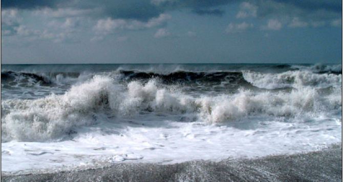 На побережье Азовского моря разыгралась песчаная буря