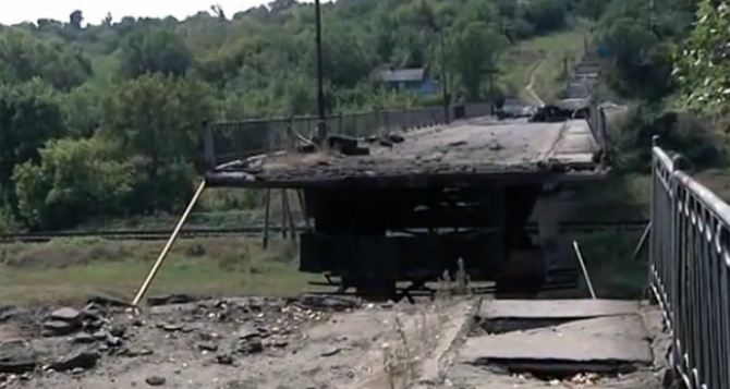 Житель Лисичанска получил 10 лет тюрьмы за подрыв моста