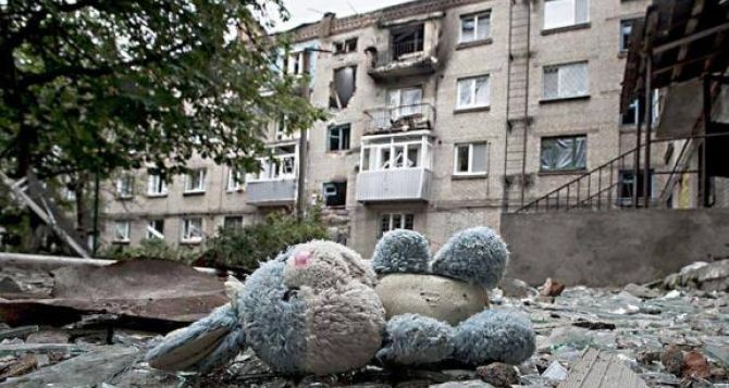 За время вооруженного конфликта на Донбассе погибли 11 тысяч украинцев. — Порошенко