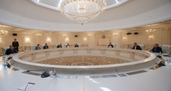 Завтра в Минске очередной раунд переговоров по Донбассу