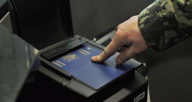 С 1 января Украина вводит биометрический контроль на границе