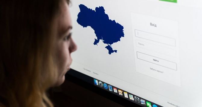 В Украине закрывают соцсеть Ukrainians