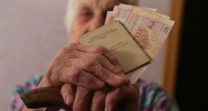 Глава миссии ООН призвала восстановить пенсии жителям Донбасса
