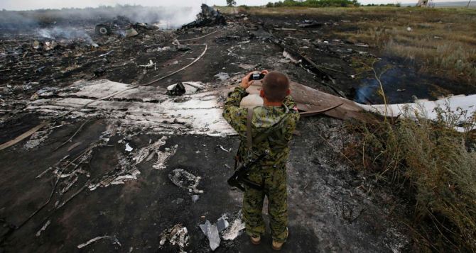 Донецк просит Нидерланды принять останки жертв крушения «Boeing-777»