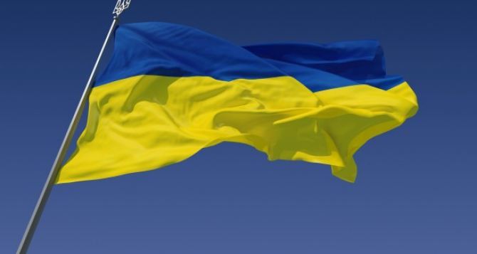В Луганской области подростка будут судить за сожженный флага