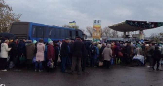 Станица Луганская: как выживают местные жители (фото)