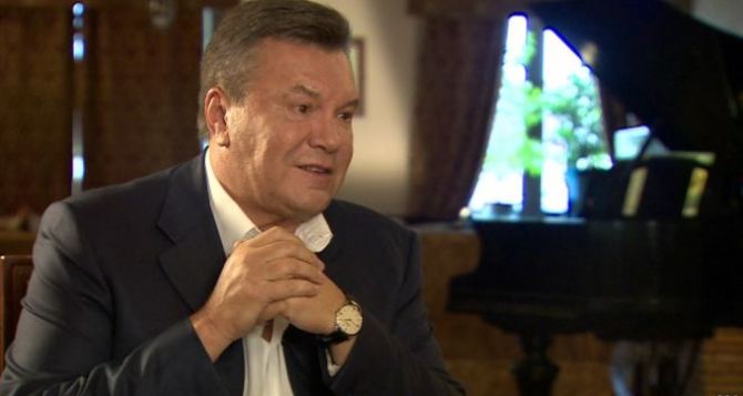 Януковичу продлили временное убежище в России еще на год