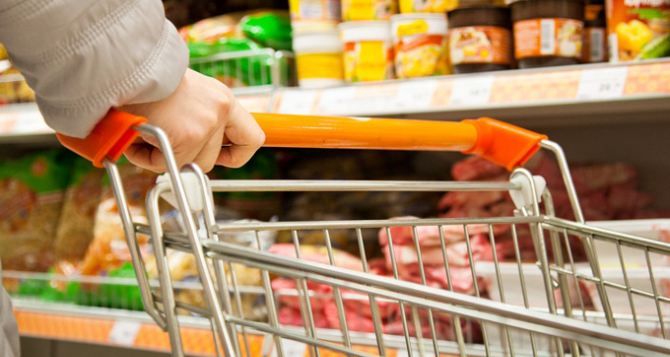 В самопровозглашенной ЛНР заявили о снижении цен на некоторые продукты