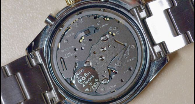 Кварцевые наручные часы — как дополнение к образу владельца