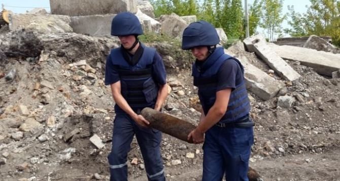За прошедшую неделю пиротехниками было обезврежено 321 взрывоопасный предмет на Луганщине