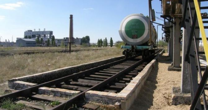 Объем реализации промышленности Луганской области снизился почти на 20%