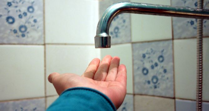В Луганске вводится жесткий график подачи воды из-за аварии на водоводе