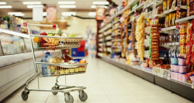 Супермаркеты и магазины Луганска 6 октября будут работать в обычном режиме