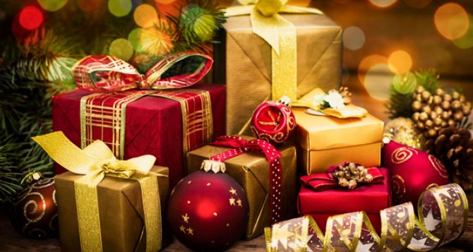 Обеспечения детей Луганска новогодними подарками