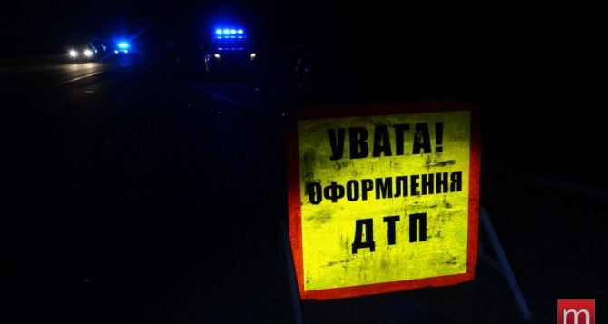 Пьяный водитель сбил двух девушек-подростков и скрылся с места аварии в Луганской области