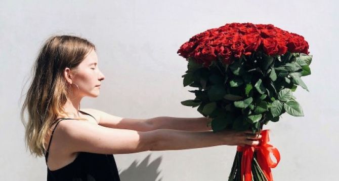 Купить цветы с доставкой в Киеве — магазин Diсentra