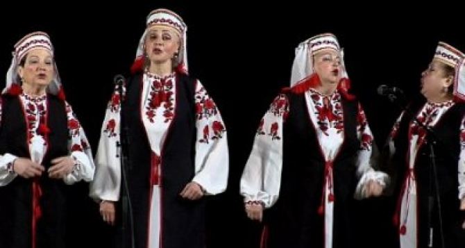 Три луганских коллектива подтвердили звание «Народный» (видео)