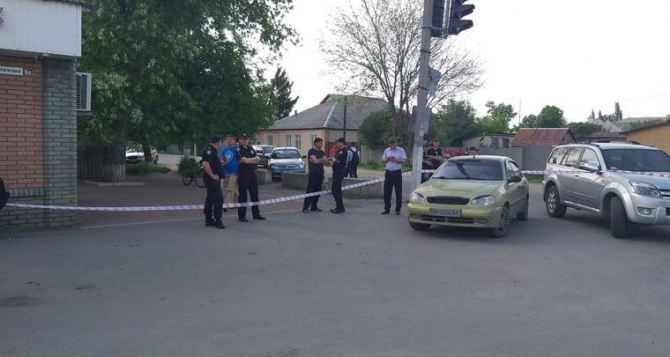 Полиция сообщила подробности взрыва в отделении ПриватБанка в Старобельске. Один погибший, пятеро ранены