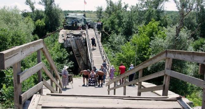 РГА: ЛНР блокируют ремонт моста в Станице Луганской