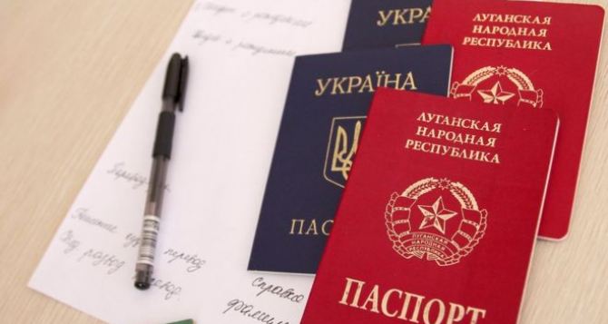 Российское гражданство получили уже 25 тысяч жителей Донбасса. Еще 60 тысяч заявлений в стадии рассмотрения
