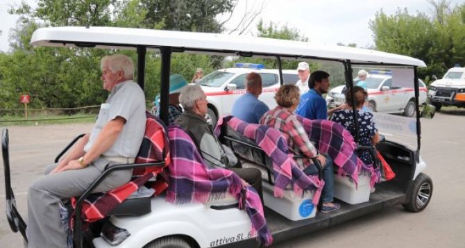 В Луганск теперь можно ввозить товары без пошлины