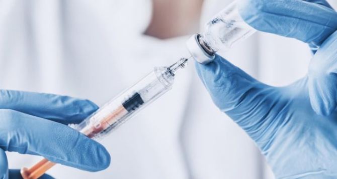 Как жителям ОРДЛО получить вакцину бесплатно: инструкция Минздрава