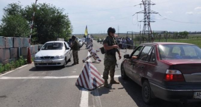 Ситуация на пунктах въезда-выезда Донбасса в понедельник, 2 сентября: сообщения очевидцев с КПВВ