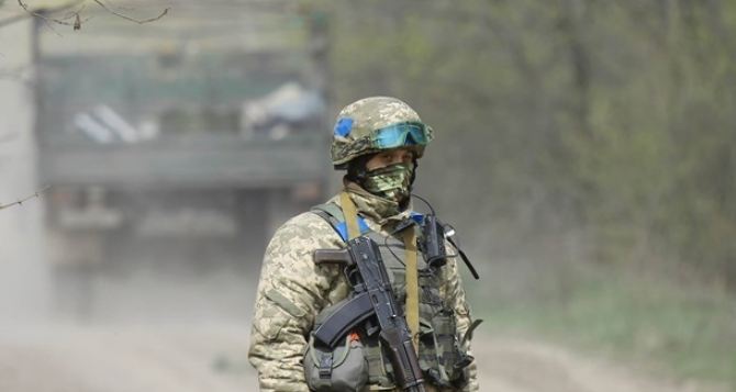 Украина отводит войска от линии разграничения в Луганской области — волонтер