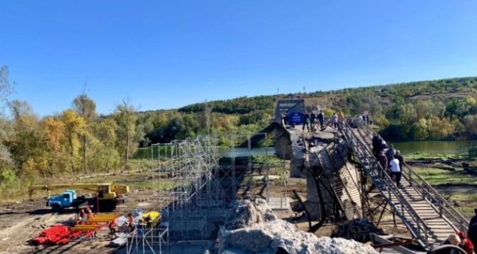 Восстановление моста в Станице Луганской должно произойти в кратчайшие сроки, — секретарь Совбеза Украины. ФОТО