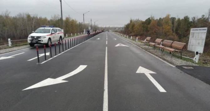У КПВВ «Станица Луганская» определили места, где будут две новые автобусные остановки