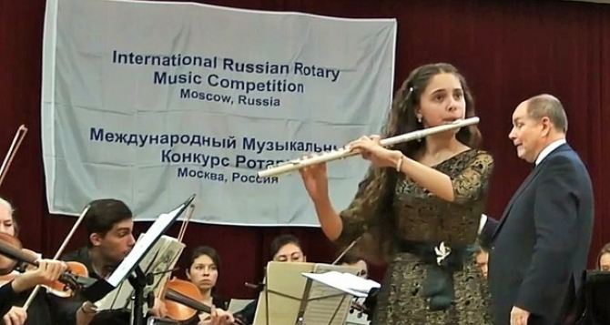 Луганская флейтистка стала лауреатом международного детского конкурса в Москве