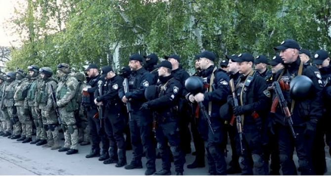 В нацполиции рассказали, как патрулируют Станицу Луганскую и как работают блокпосты