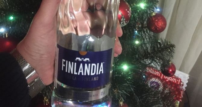 В Луганске известный супермаркет продает «паленую» водку?