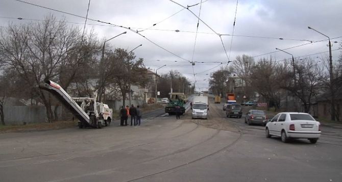 В Луганске за 2019 год отремонтировали дороги на 42-х улицах