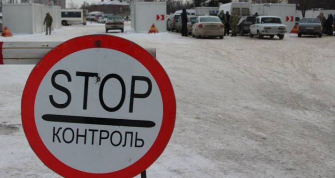 Россия временно прекращает пропуск иностранцев на свою территорию
