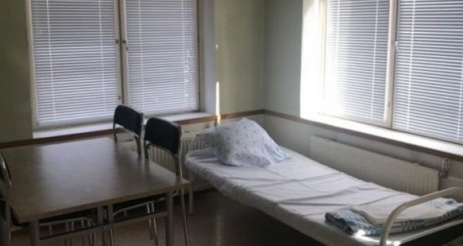 В Кировской горбольнице открыли обсервационное отделение на 40 коек. Пациентов пока только два.