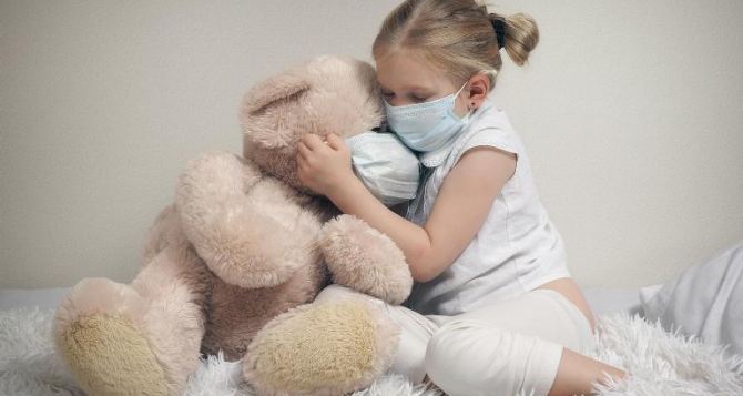 В Украине 881 ребенок заразился COVID-19: данные по областям (ИНФОГРАФИКА)