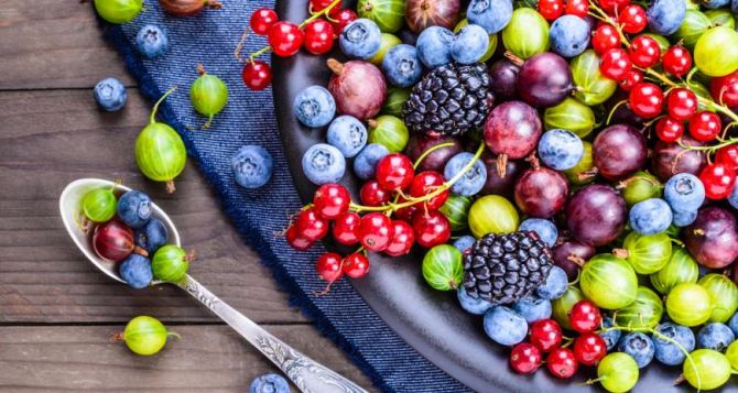 Польза ягод — или почему стоит начать есть ягоды уже сейчас