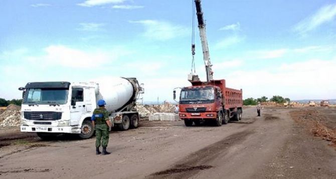 Со стороны Луганска начали строить КПВВ возле Счастья и Первомайска. ФОТО