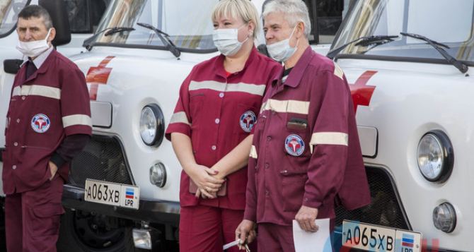 В Луганске закупили 25 автомобилей скорой помощи для Центра медицины и катастроф. ФОТО
