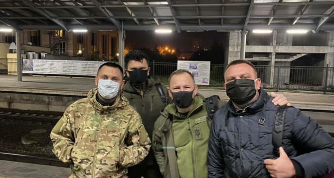 «Слуги народа» едут на Донбасс