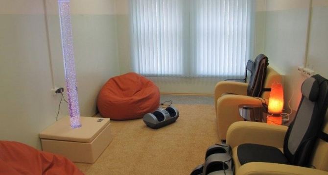 В Станице Луганской открыли комнату психологической разгрузки