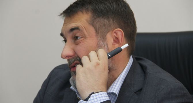 Луганский губернатор Сергей Гайдай не выполнил обещание отремонтировать дороги вокруг Старобельска.