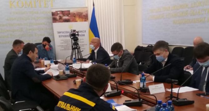Луганский губернатор Сергей Гайдай прибыл в Киев на допрос. ФОТО