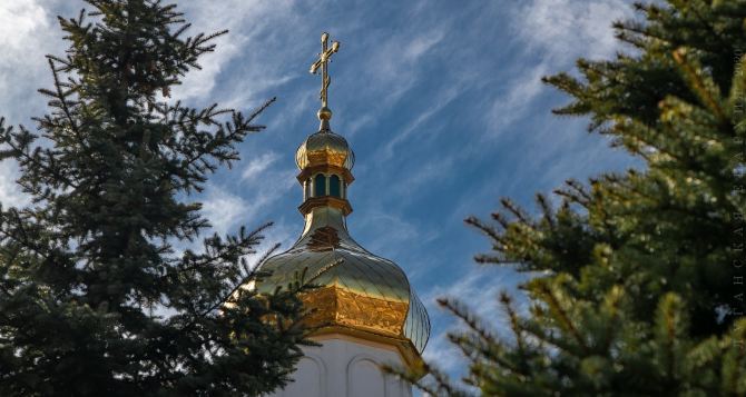 Сегодня большой праздник у православных — Сретение Господне. Чего нельзя делать, а что нужно