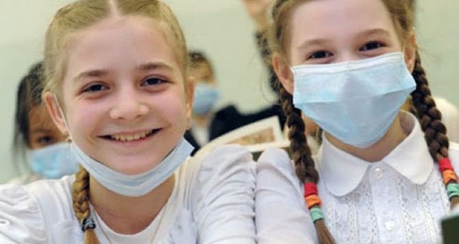 В Луганске разрешили очное обучение в школах с 24 февраля
