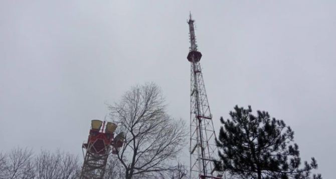 В Луганске 25 февраля отключат радио «Шансон» и «Европу плюс»