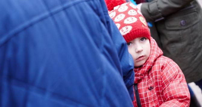 Миссия ООН заявила, что Украина нарушает права 65 тысяч детей, родившихся на неподконтрольном Донбассе